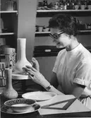 Fromgivare Berit Ternell, Gefle Porslinsfabrik.