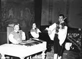 Grand Centralhotellet. Ny orkester. Den 4 maj 1950