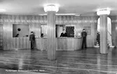 Portierlogen. Grand Centralhotellet. Gävle. Byggdes år 1875-1876 efter stadsbranden 1869. Huvudfasaden låg  mot Norra Centralgatan och hotellet hette Prins Oscar Ägare var Axel Bergström på Stadshotellet. Hotellet byggts ut med en fasad mot Nygatan döptes det om till Centralhotellet, genomgick under åren till 1919 ett flertal ägarbyten, då det köptes av Oscar Zedrén. Under tiden  byggts ut på norra sidan, mot Ruddammsgatan, med restaurang, kafé och trädgård