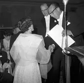 Ahlgrens Tekniska Fabrik AB, 70 årsjubileum.  Middag och medaljutdelning på Central Hotellet. 8 juni 1956.
