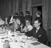 Ahlgrens Tekniska Fabrik AB, 70 årsjubileum.  Middag och medaljutdelning på Central Hotellet. 8 juni 1956.
