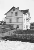 Gården. Tidsomfånget är 1900 - 1940