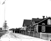 Lingbo. Kyrkan och skolan