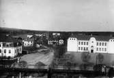 Bilden är taget ifrån kyrktornet i Torsåker med skolan till höger.