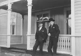 Arnold Hylander och till höger Erik Ehn

