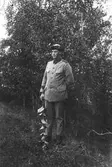 Okänd soldat. Militärer var förlagda till Lenninge under första världskriget för att bevaka broarna över älven.