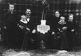Bagare Olof Käller med familj, ca 1905.