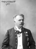 Hugo Hamilton. Född 21 augusti 1849. Landshövding. Greve.
Ordförande 1901 - 1907 Gävle-Dala Järnvägsaktiebolag.