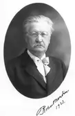 Robert Nordin. Född 7 juni 1845, död 28 juni 1924.           Bankdirektör, Gefle Stads Sparbank.