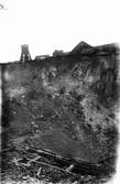 Stora stöten vid Falu Koppargruva. I bakgrunden gruvlaven över Oscars schakt. Foto omkring 1920.