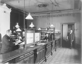 Gefleborgs Läns Enskilda Bank

1878 flyttade banken in i ett eget hus vid Nygatan / Norra Kungsgatan.
Fram till 1897 hade banken rätt att trycka egna sedlar.
