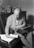 Wikman, författare från Norrsunder. 2 december 1949.


