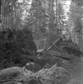 Vägbygge några mil norr om Storvik. Augusti 1950. Reportage för Gefle Dagblad och Norrlands Posten.

