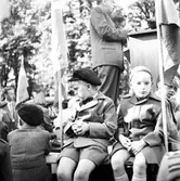 Söndagsskoletåg genom stan. 10 september 1950.




