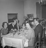 Wallgren, brudpar i hemmet. Norra Kungsgatan 33, Gävle