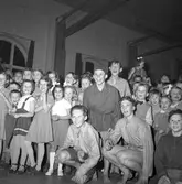 Gefle Jultomtar, julfest. 16 december 1951. Frk. Ljung,
Brändströmgatan 10, Gävle