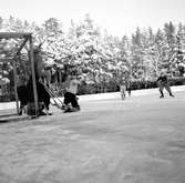 Bandymatch Bollnäs - Skutskär. 13 januari 1952.



