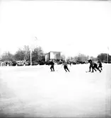 Bandymatch Forsbacka - Hammarby,  på Strömvallen. 13 januari 1952.