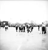 Bandymatch Forsbacka - Hammarby,  på Strömvallen. 13 januari 1952.