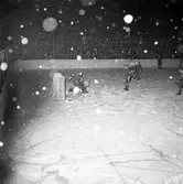 Ishockeymatch, final. GGIK - Södertälje. 31 januari 1952.
