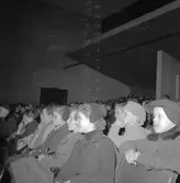 Fettisdagstävlingar skolungdomens prisutdelning.   Februari 1952.