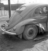 Bilolycka på Brynäs. 8 april 1952.

