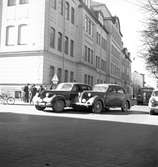 Bilolycka. 8 april 1952.  Korsningen Norra Kungsgatan och Ruddammsgatan.