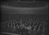 Valmöte på teatern. Den 27 augusti 1946