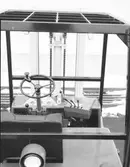 Gävle Vagnverkstad AB, 1 april 1971
Bild på förarplatsen i en truck

