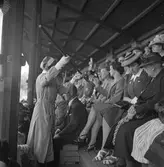 Medborgarfest. Insamling av pengar från publiken

