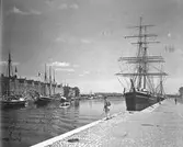 Briggen Gerda. Gerda byggdes 1868 på Brodins Skeppsvarf.













