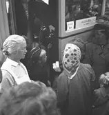 Barn på väg till kolonin i Rörberg. Maj 1944





