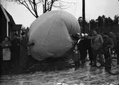 Ballong i  Bomhus, den 30 November 1941.
Ur notis från Gefle Dagblad 29 nov 1941:
