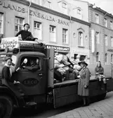 Klädinsamling för finska flyktingar. November 1944

