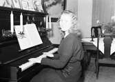 Lucia fröken Backlund. December 1944


