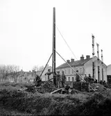 Reportage för Gefle Dagblad. Resning av stolpar. Centralen. År 1936

