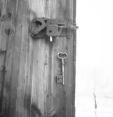 Lås med nyckel. År 1936

