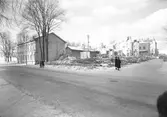 Den 10 februari 1954. Drottninggatan 1-3 och Våskrivargatan 1-3.

