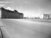Den 18 april 1953. Brynässkolan vid Bomhusvägen.
