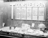 Hallbergs Bokhandel. Uppslagsverket 