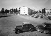 Den 10 maj 1958. Urbergsterrassen, Sörby. Kvarteret Hyvelbänken.




