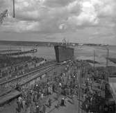 Den 27 augusti 1953. Gävle Varv. Sjösättning av båten M/S Lombardia

