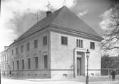 Den 24 maj 1954. St. Ansgarshus. Korsningen Kaplansgatan och Drottninggatan.
