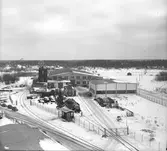 Flygbild över fabriksområdet, den 6 februari 1960
Swendsén & Wikström Värmepannefabrik på Brynäs, köptes 1955 upp av Svenska Järnvägsverkstad och fick namnet ASJ-PARCA.

