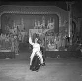 Furuviksparken invigdes pingstdagen 1936.
Furuviks Ungdomscirkus 