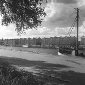 Gavleån mot Alderholmen och alla magasinsbyggnader