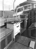 Gavleverken AB
Producerade gjutgods och ångpannor, spisar för ved- och gaseldning
vattenvärmare och gastvättmaskiner m.m.
1938 anlades ett emaljeringsverk.

Spis i båt
4 juli 1952