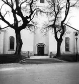 Heliga Trefaldighetskyrkans återinvigning efter ombyggnad

27 mars 1938