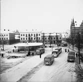 Busstationen på Stora Torget

Januari 1940
