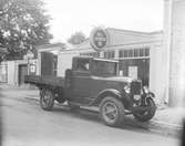 Bilcentralen vid Norra Köpmangatan 14 i Gävle.
9 september 1930.
GMC (General Motors Truck)